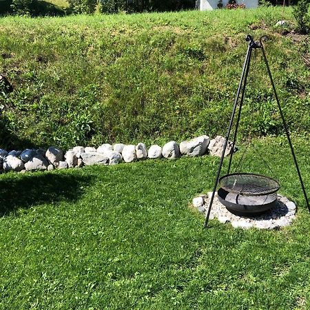 ロイタシュObern 41アパートメント エクステリア 写真